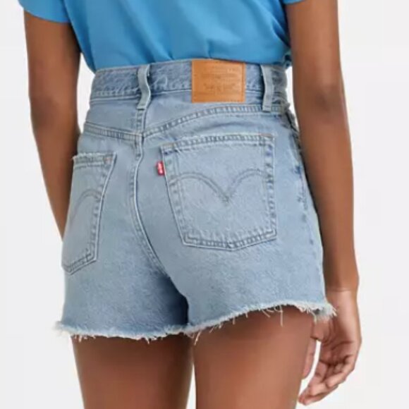 LEVI'S - Ribcage Shorts - Size 28 - Picture 2 of 7